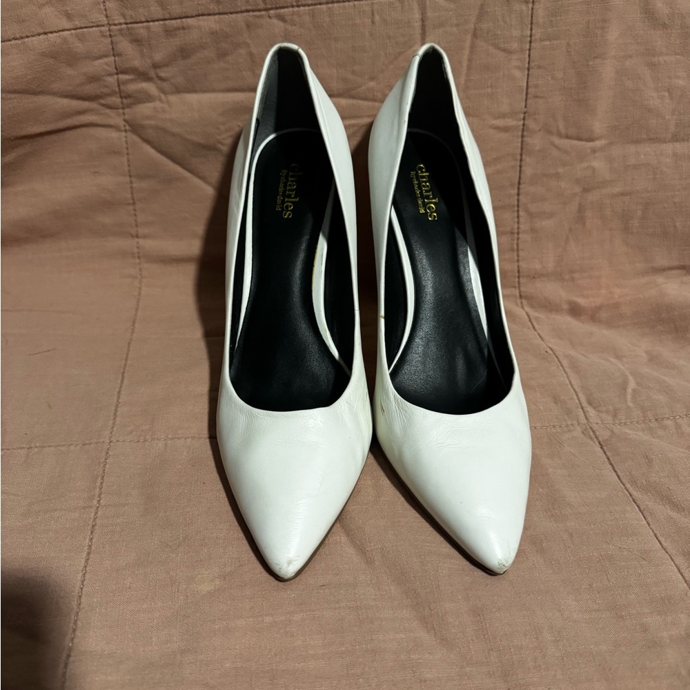 Charles David Classic White Heels size 10